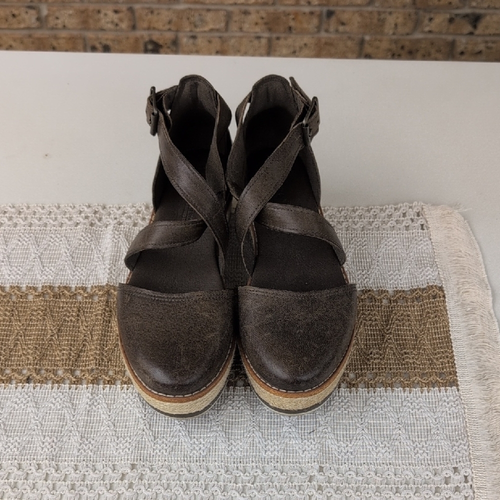 Timberland Platform Sandals - Picture 3 of 6